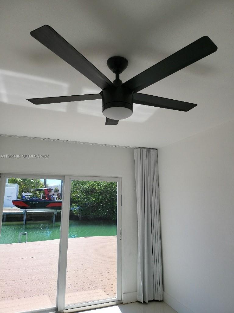 7707 Hawthorne Ave Miami Beach, FL 33141