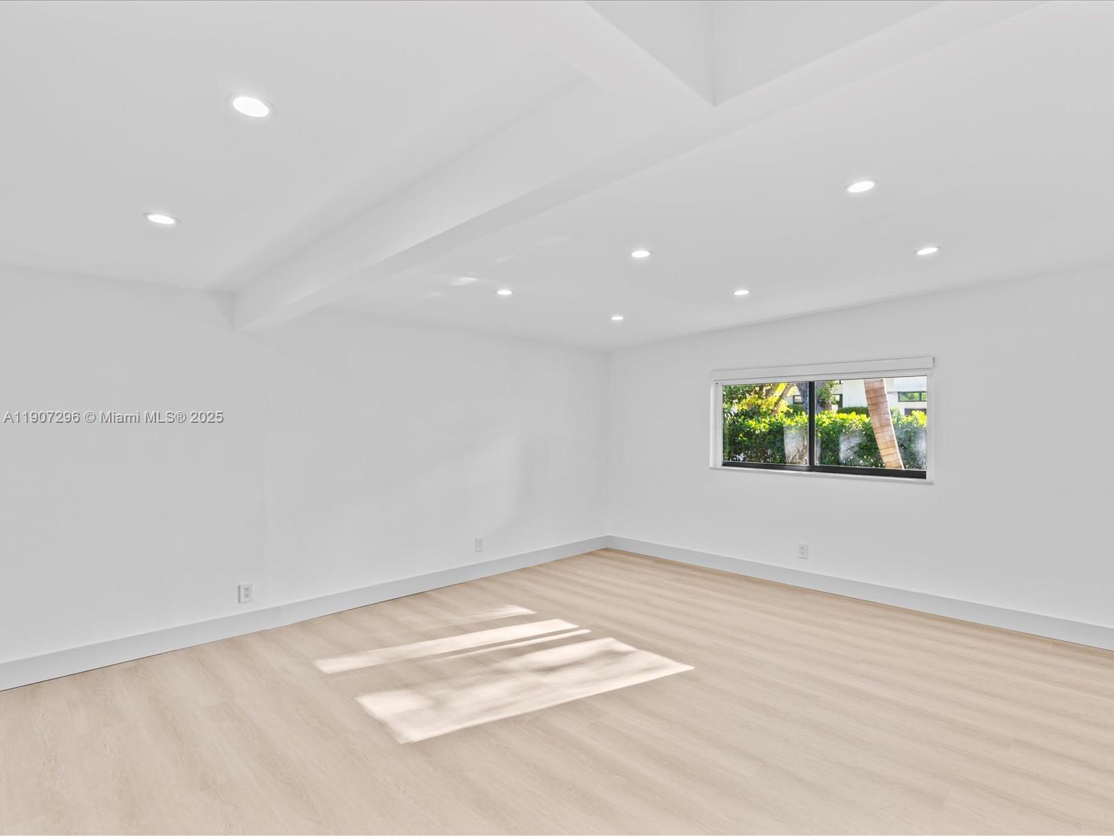 19461 NE 22nd Rd North Miami Beach, FL 33179