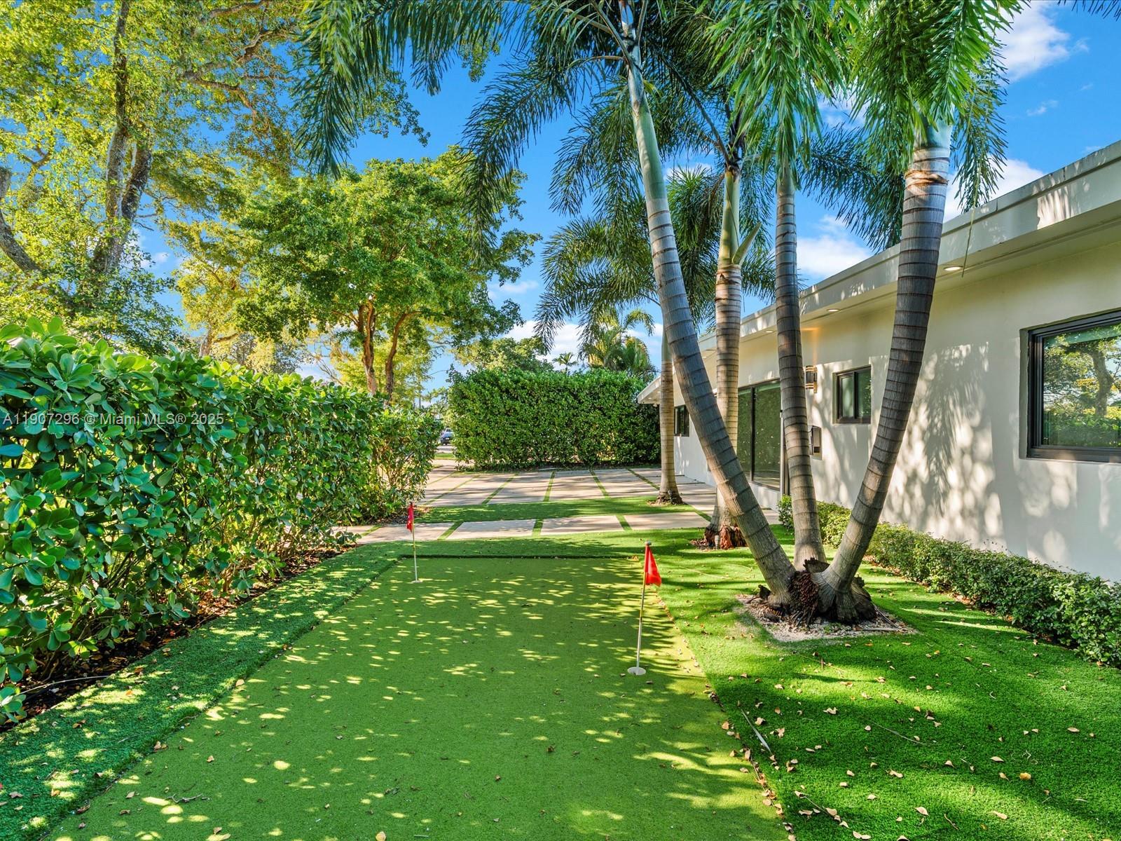 19461 NE 22nd Rd North Miami Beach, FL 33179