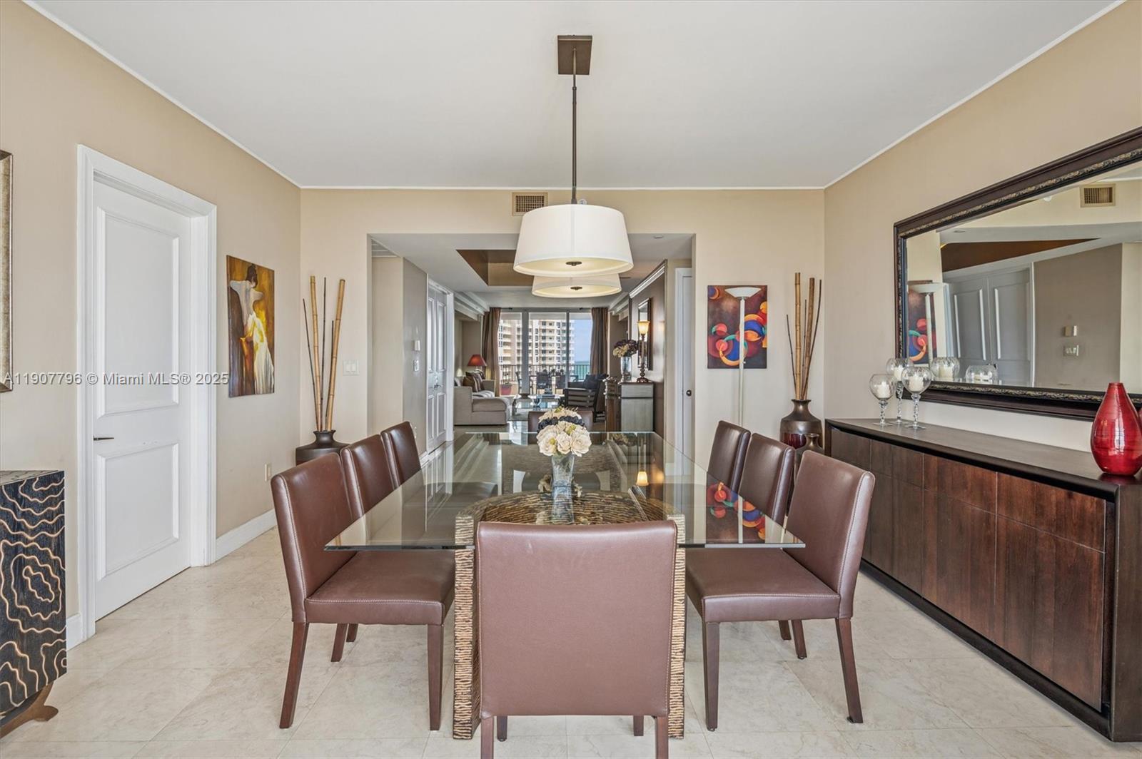 image The Ocean Club6