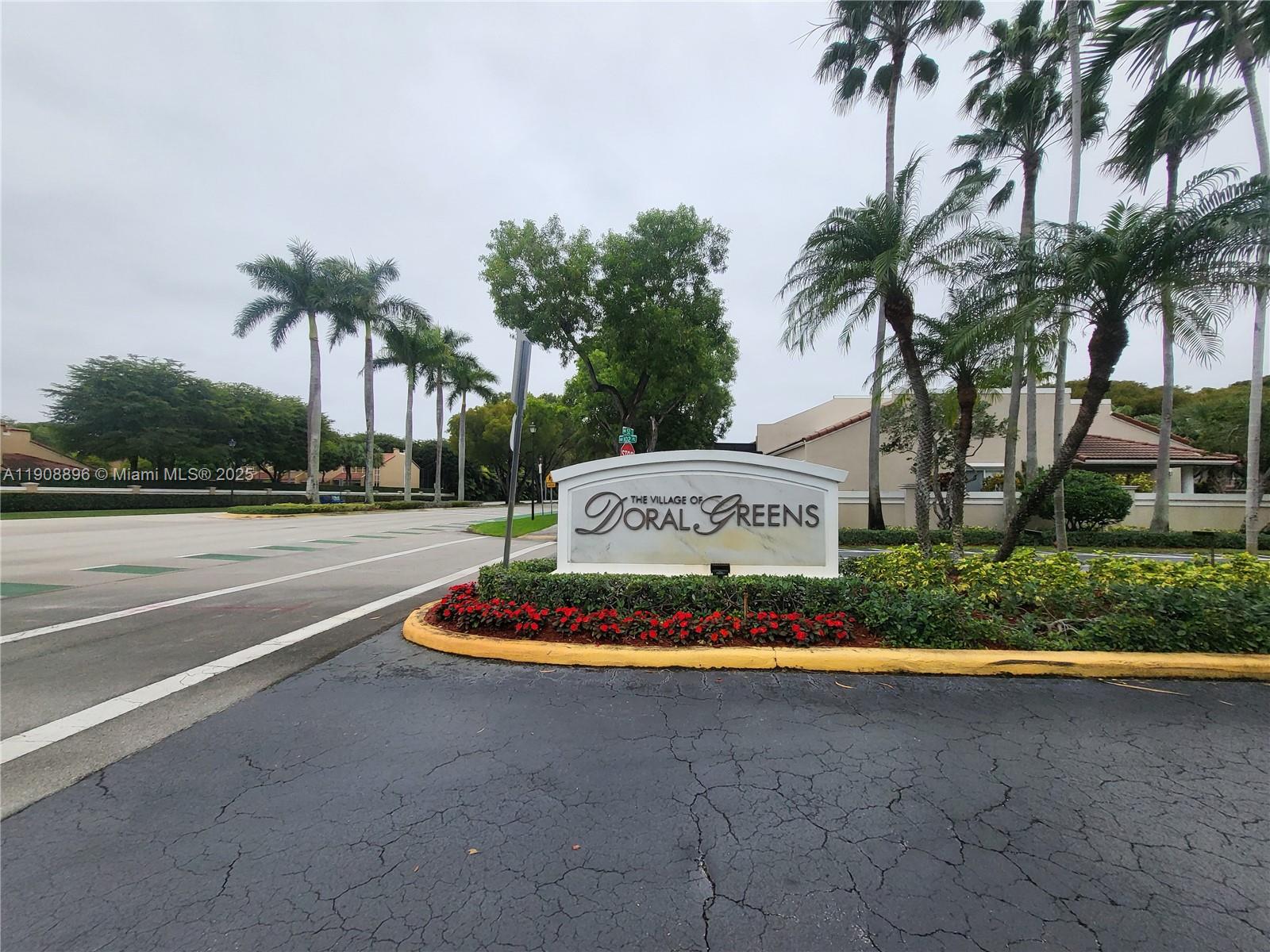 10253 NW 52nd Ln Doral, FL 33178