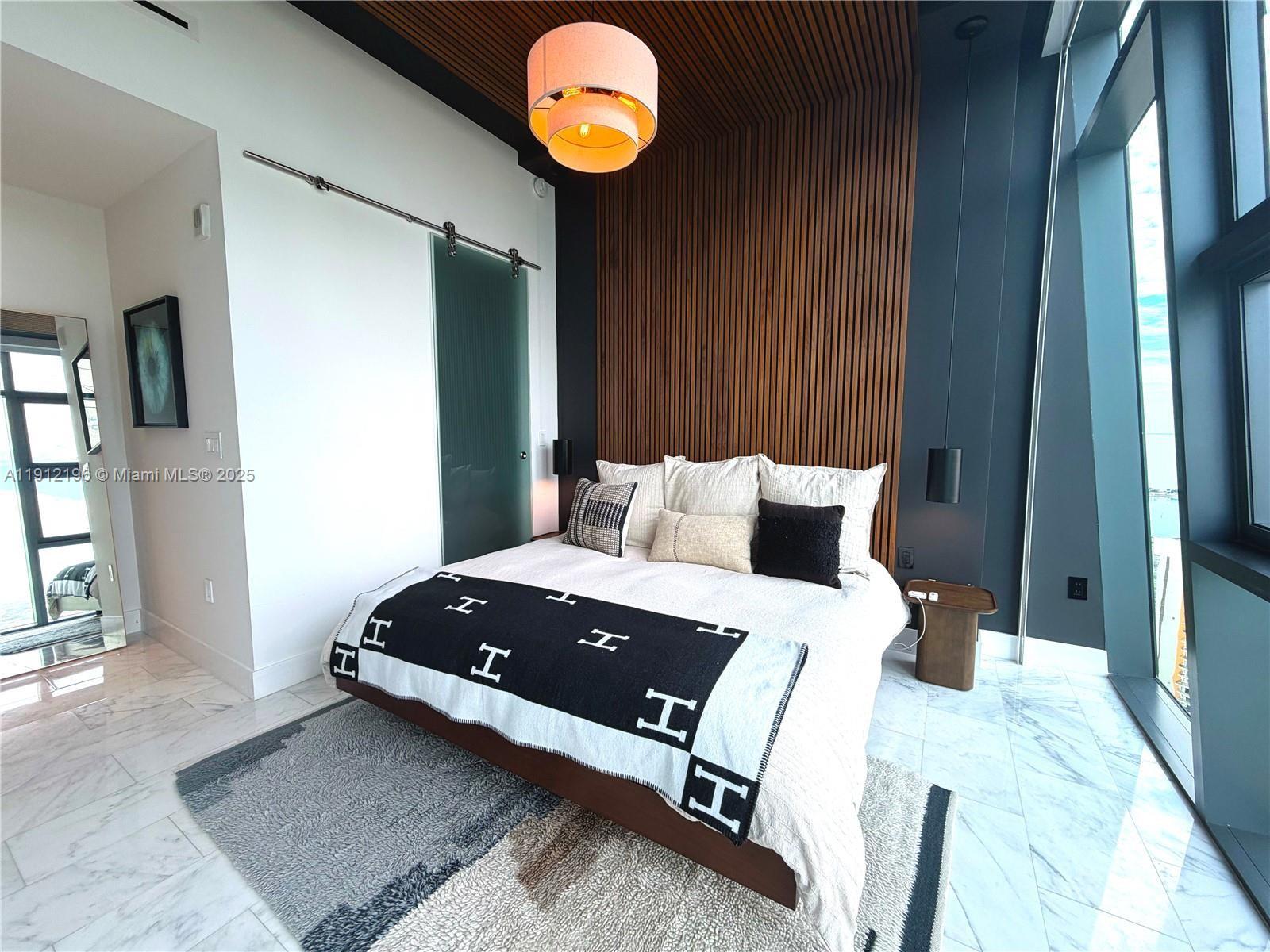 1451 Brickell Ave #4304 Miami, FL 33131