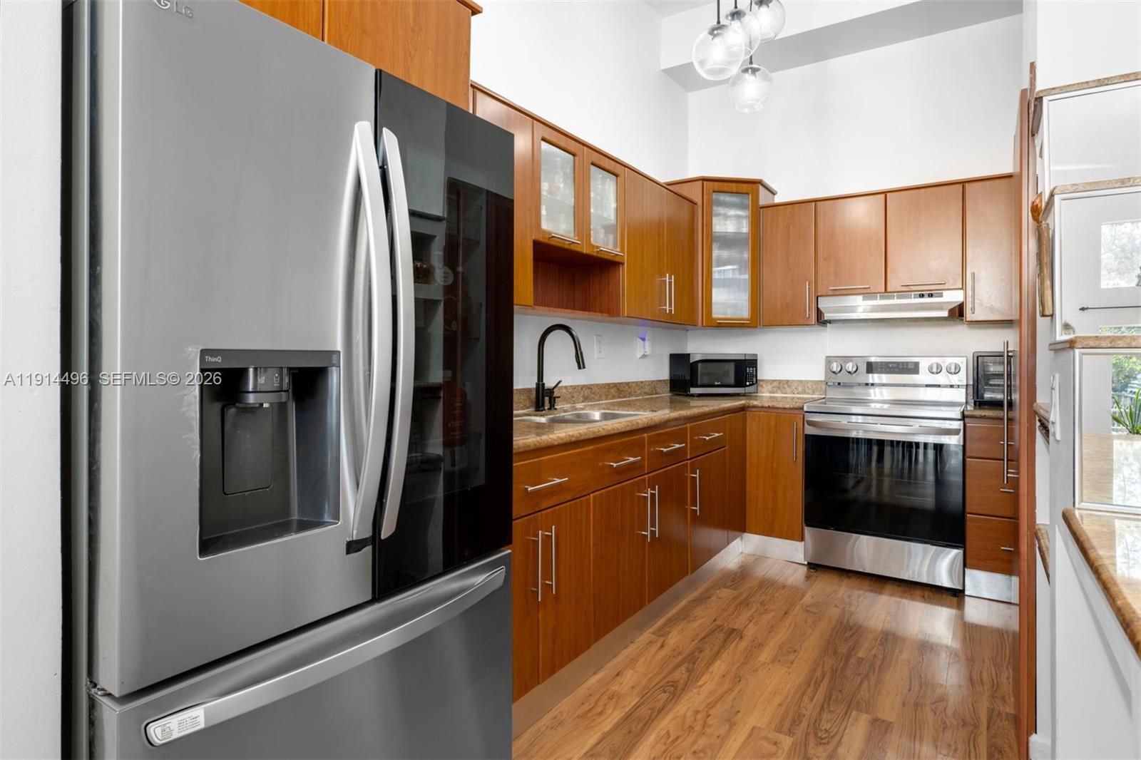 2404 NE 135th St #2404 North Miami, FL 33181