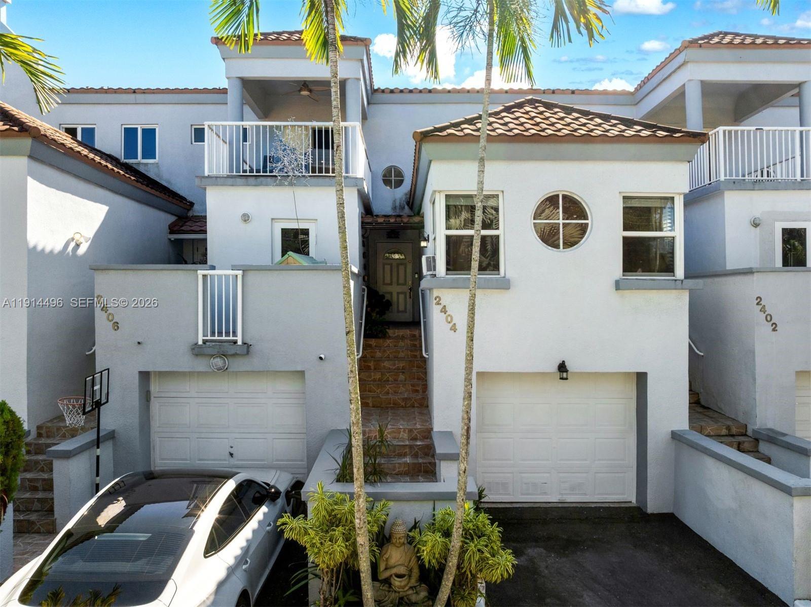 2404 NE 135th St #2404 North Miami, FL 33181