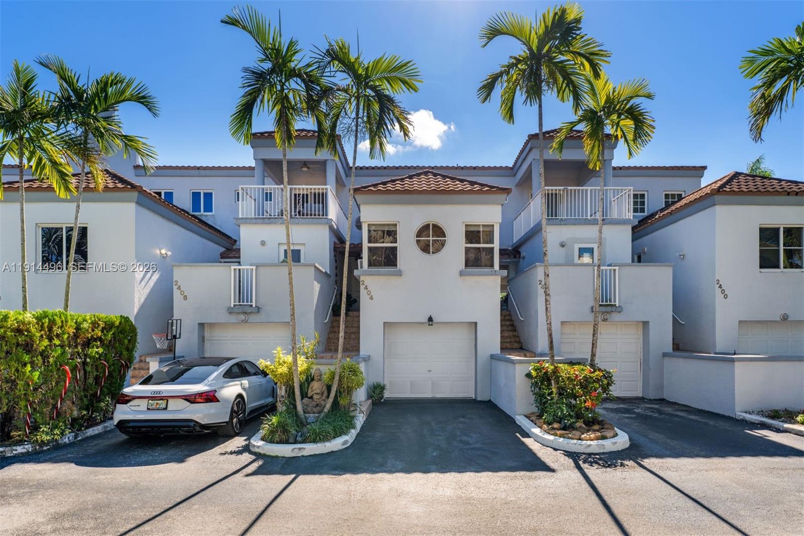 2404 NE 135th St #2404 North Miami, FL 33181