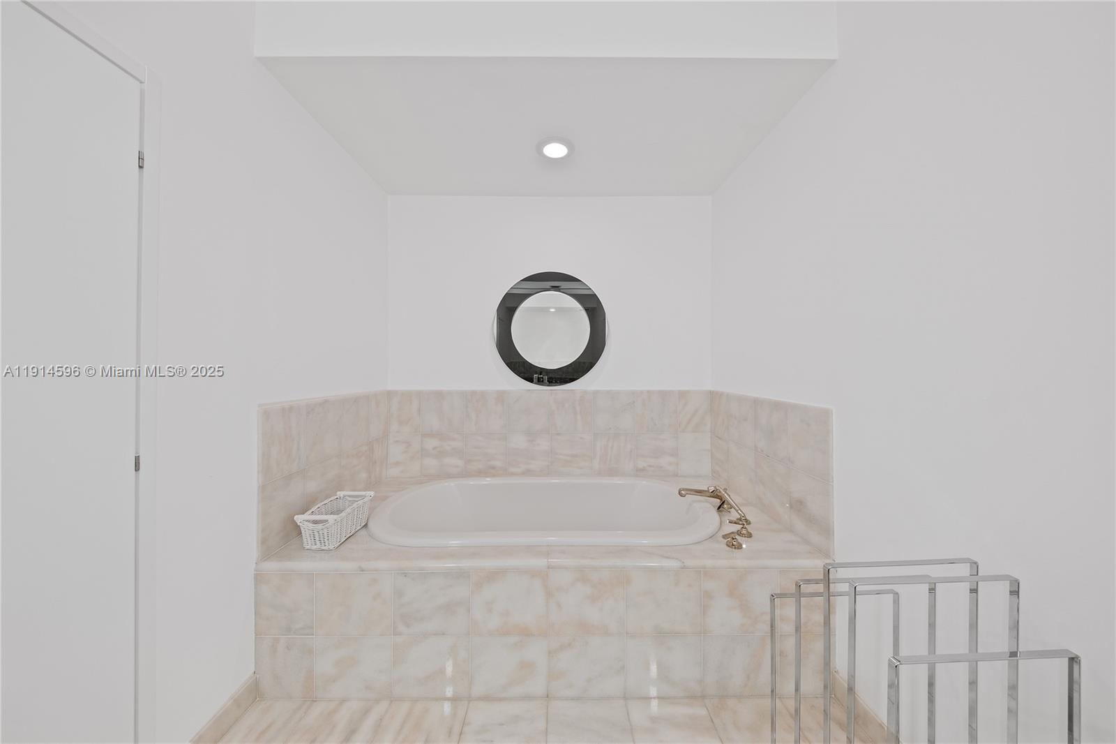 50 S Pointe Dr #1206 Miami Beach, FL 33139