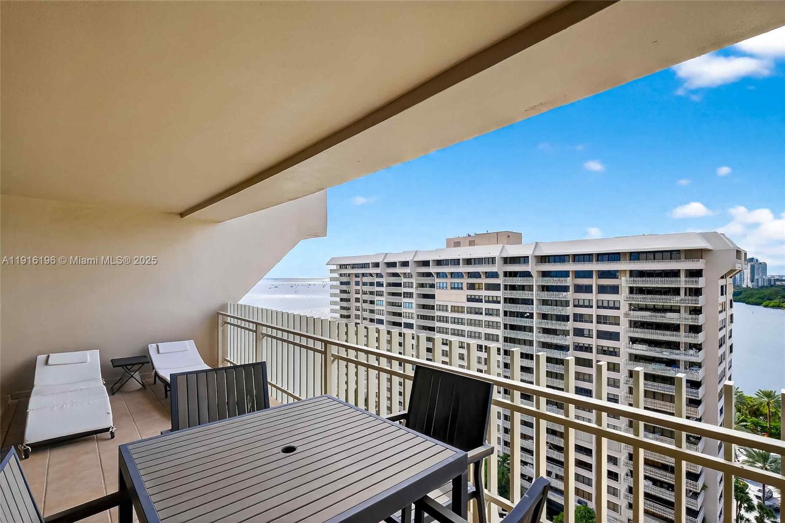 2 Grove Isle Dr #B1804 Coconut Grove, FL 33133