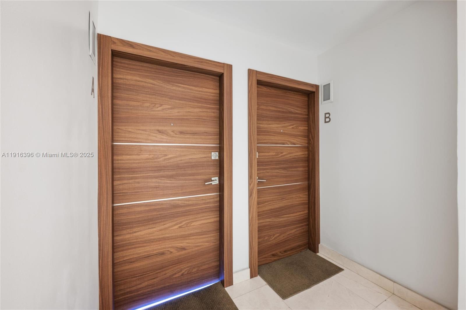 155 Sunrise Dr #4B Key Biscayne, FL 33149