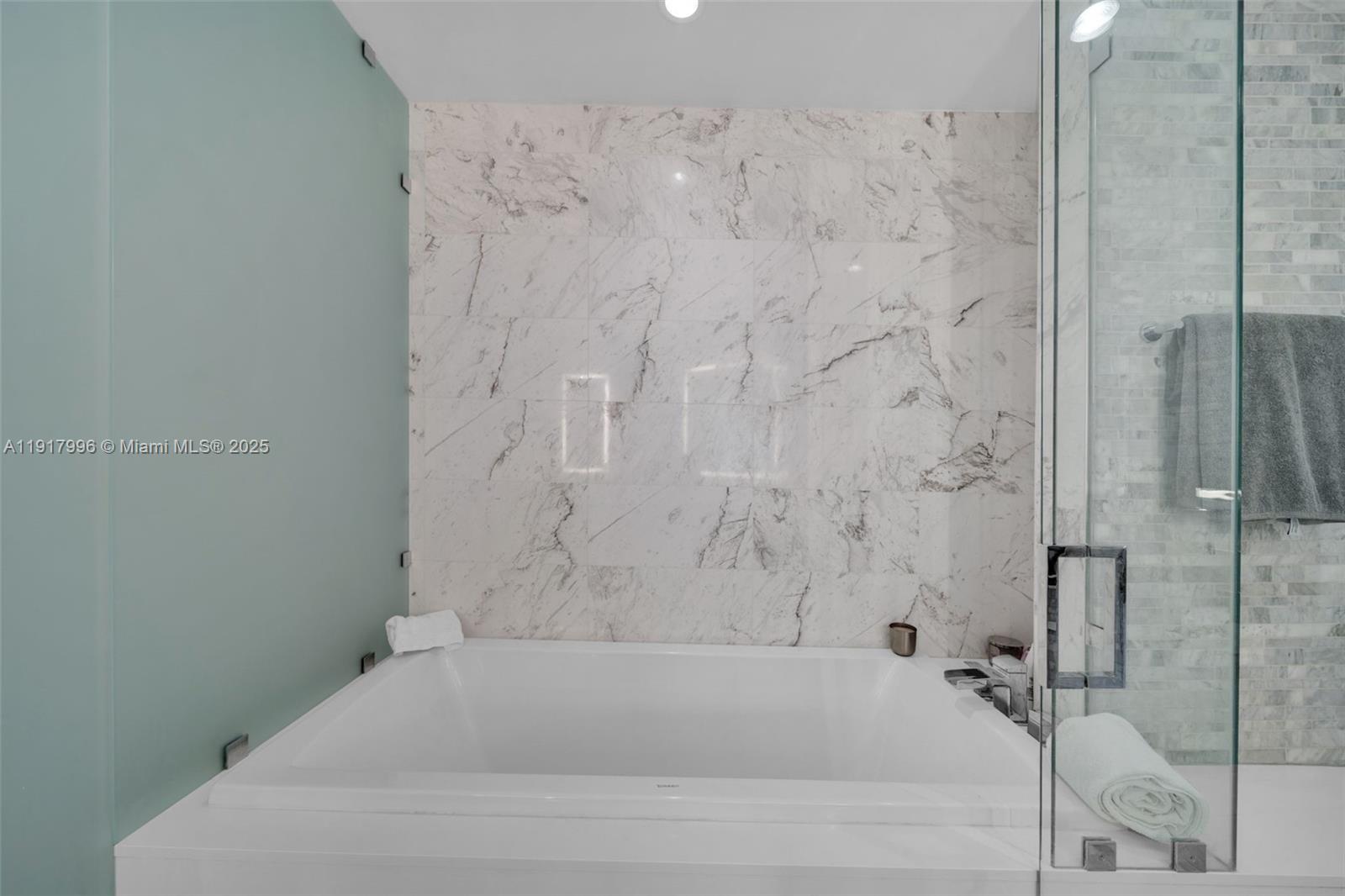 image Paramount Miami18