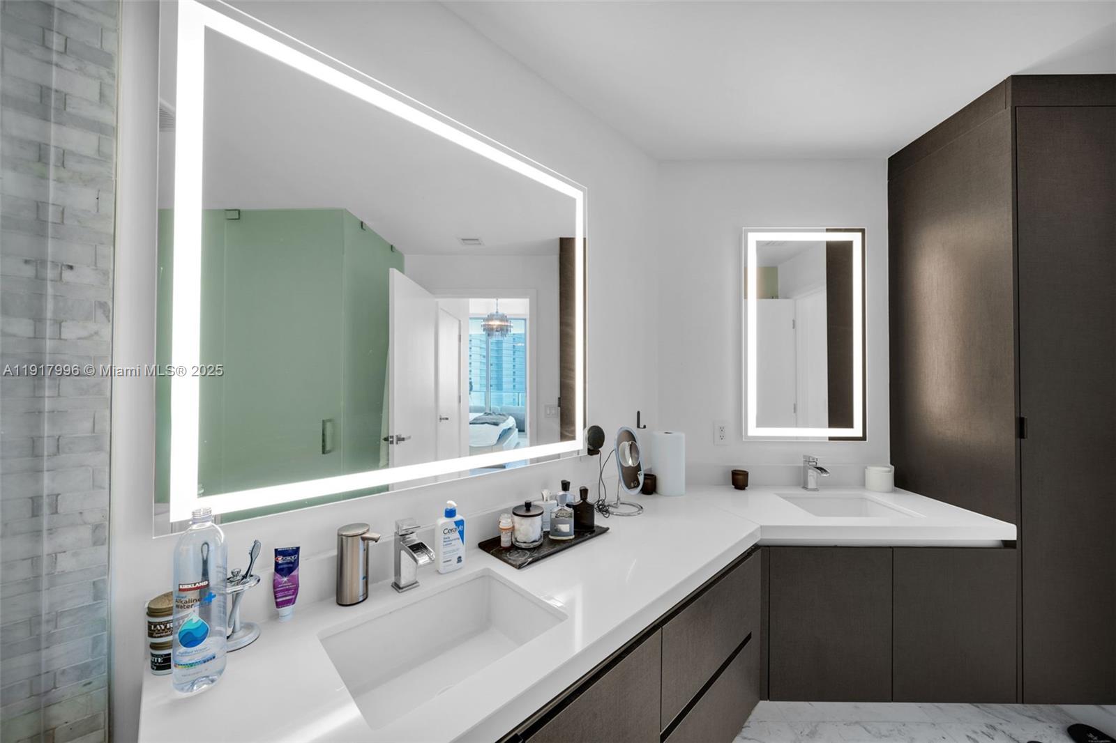 image Paramount Miami21