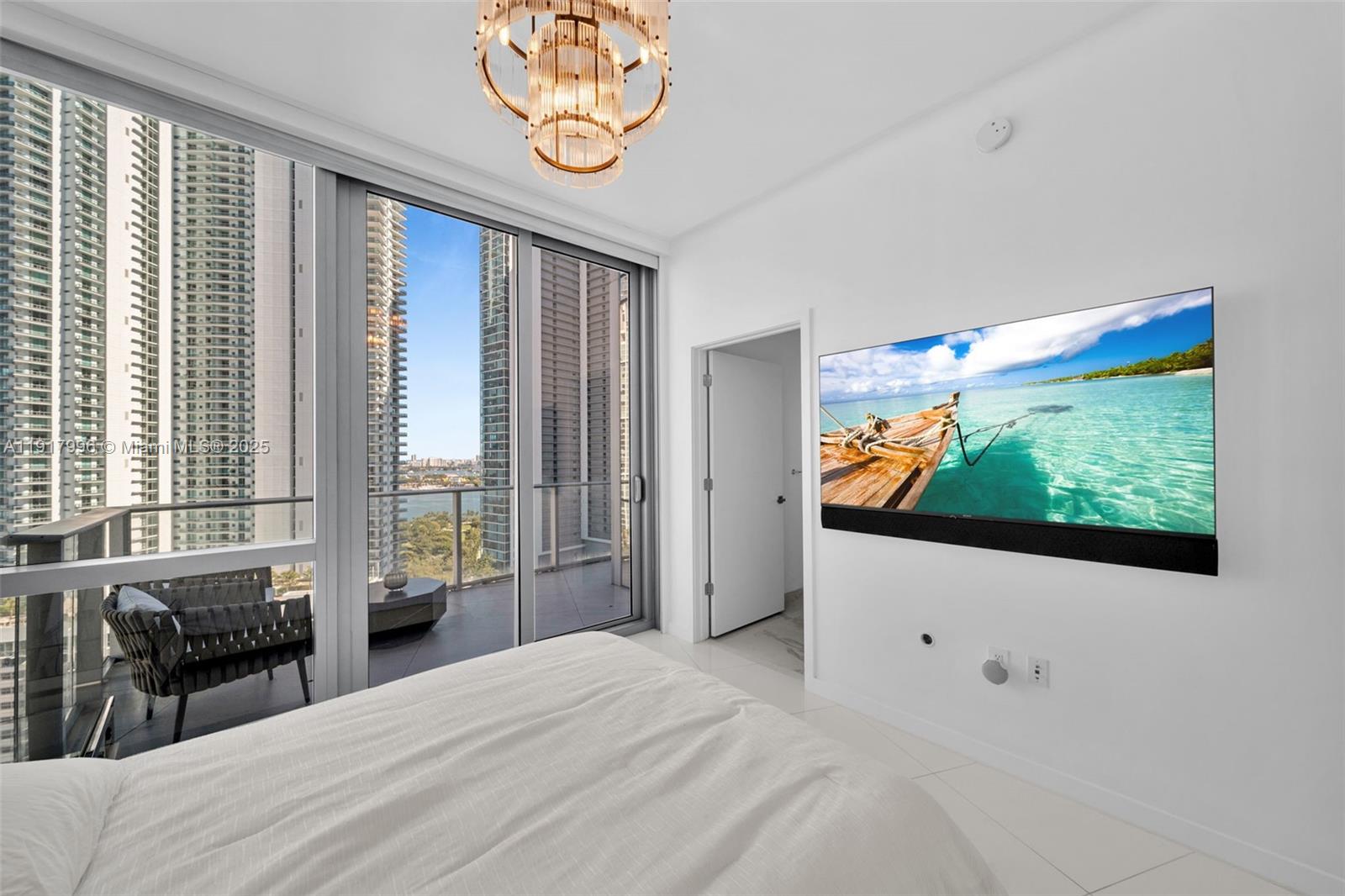 image Paramount Miami23