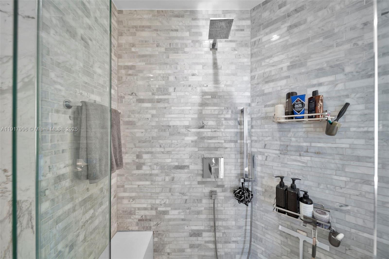 image Paramount Miami47