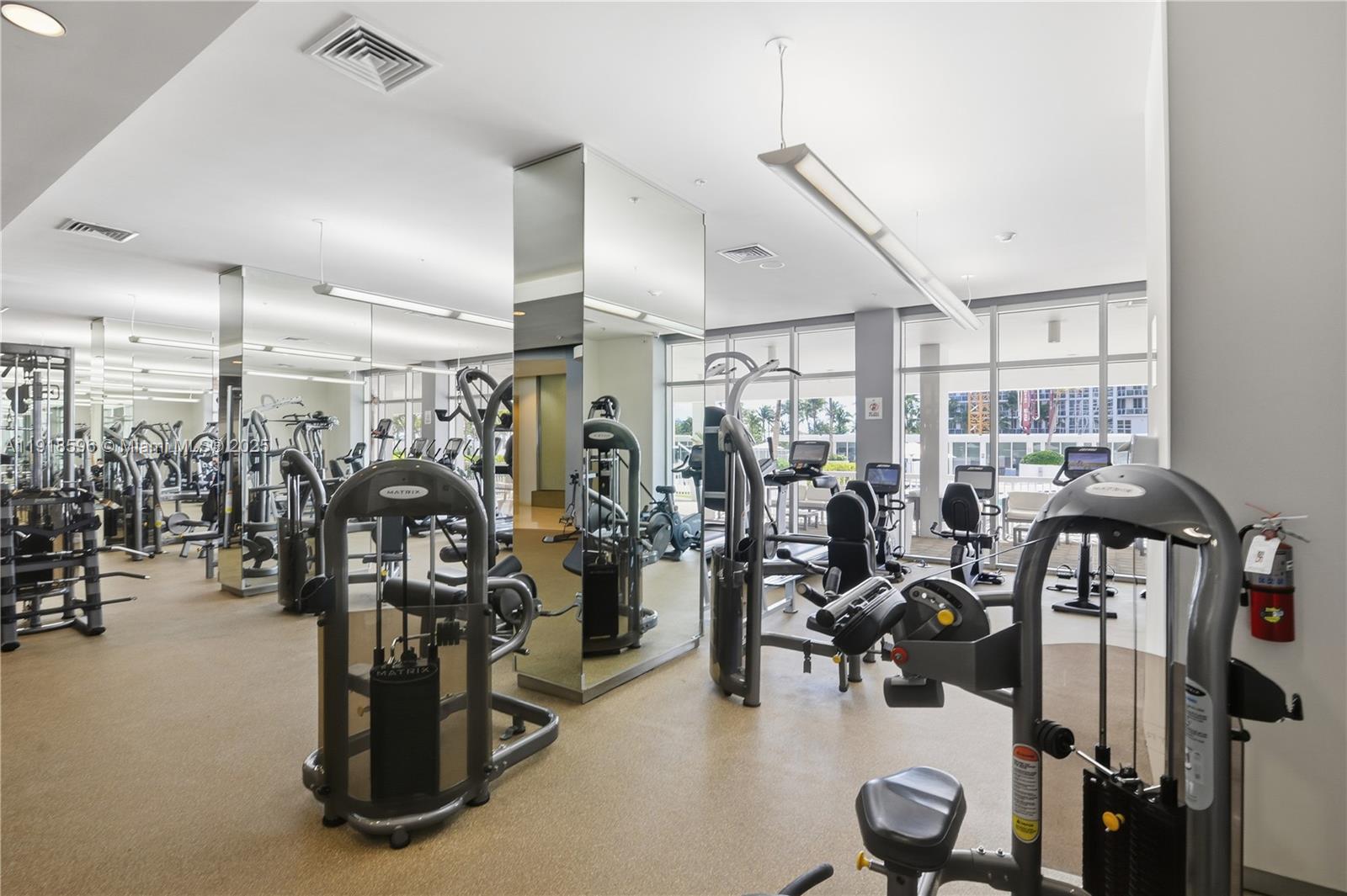 10275 Collins Ave #1101 Bal Harbour, FL 33154