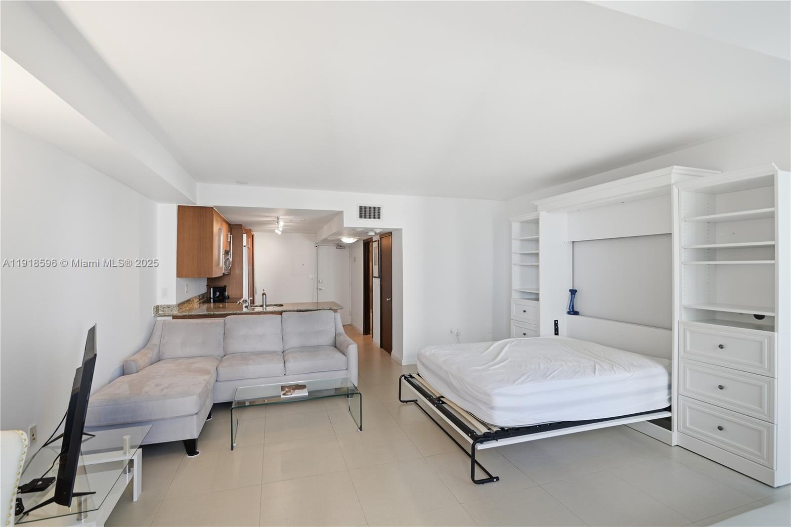 10275 Collins Ave #1101 Bal Harbour, FL 33154