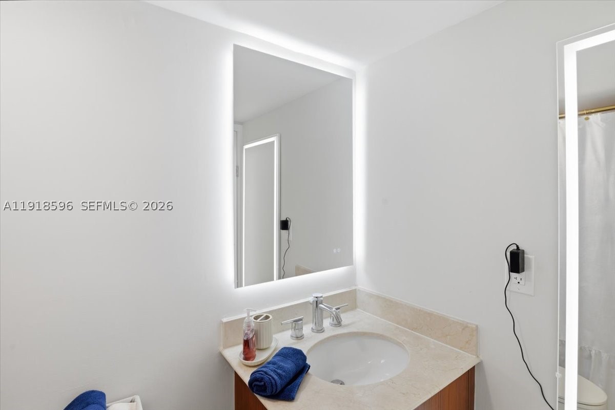 image Harbour House24