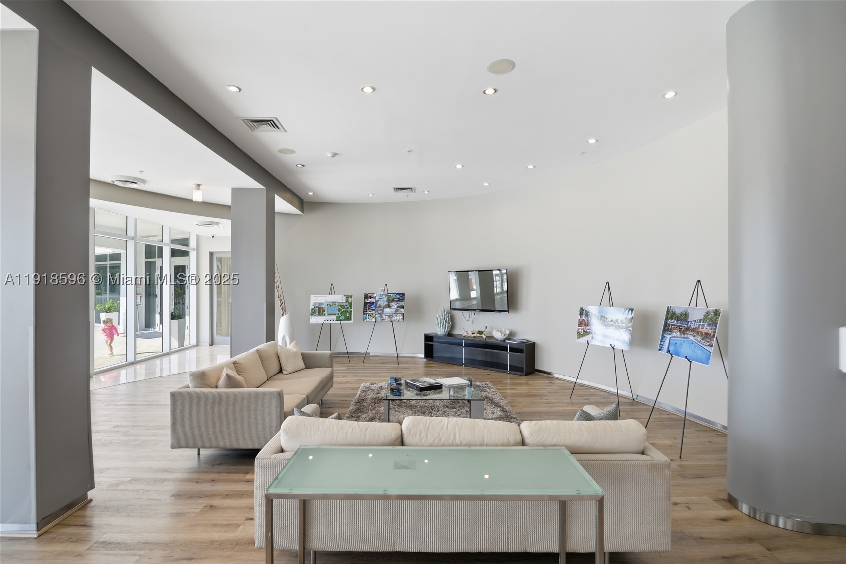 image Harbour House27