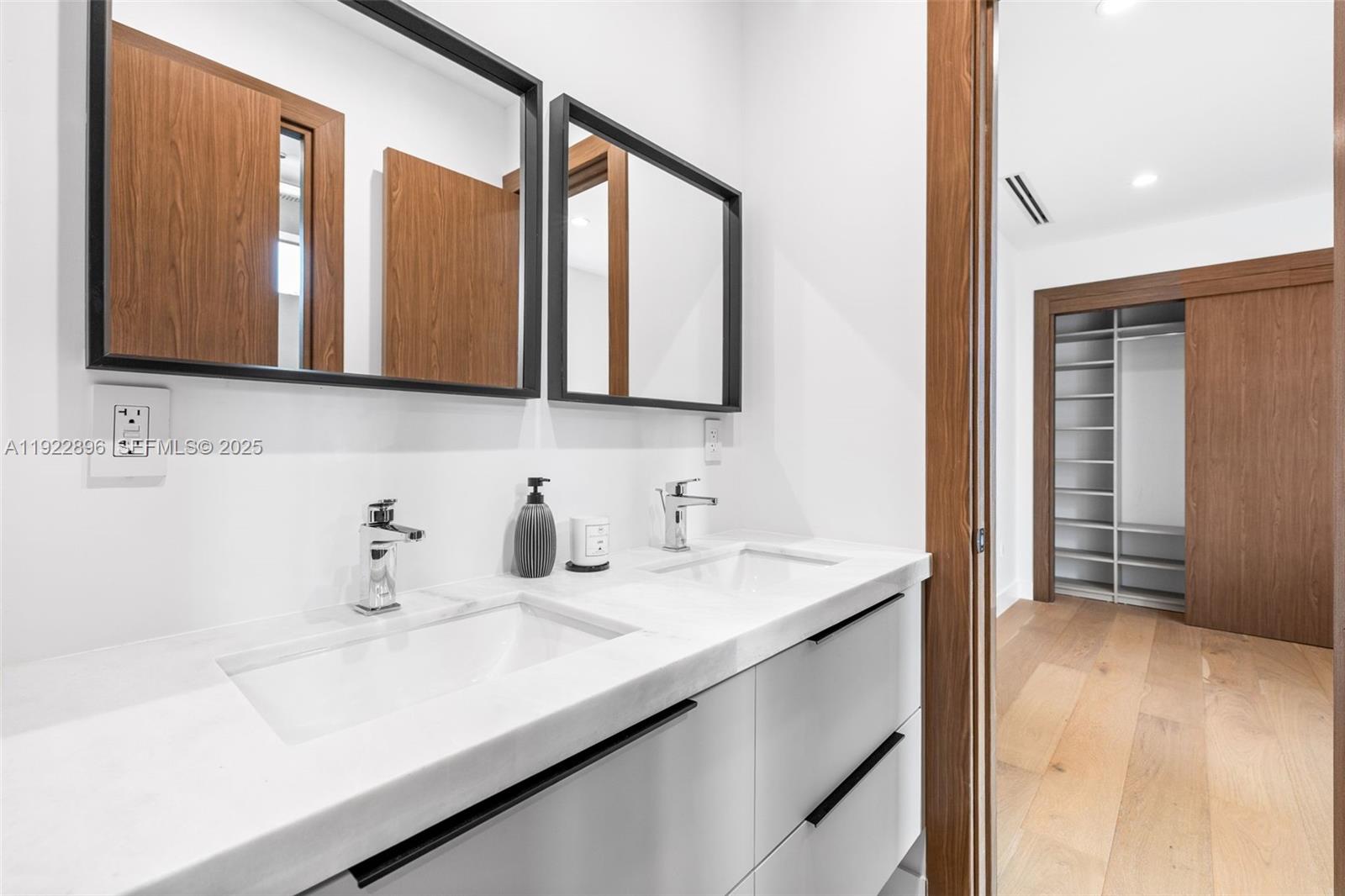 66 NW 50th St Miami, FL 33127