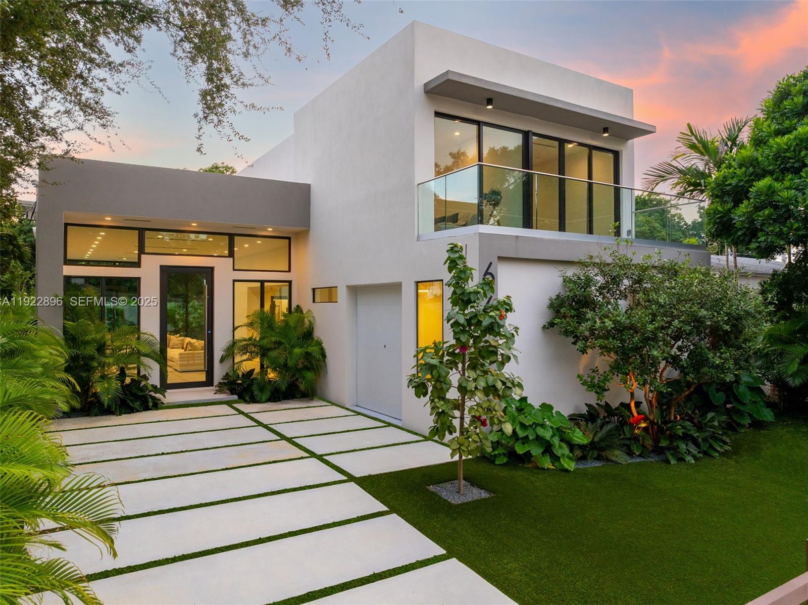 66 NW 50th St Miami, FL 33127