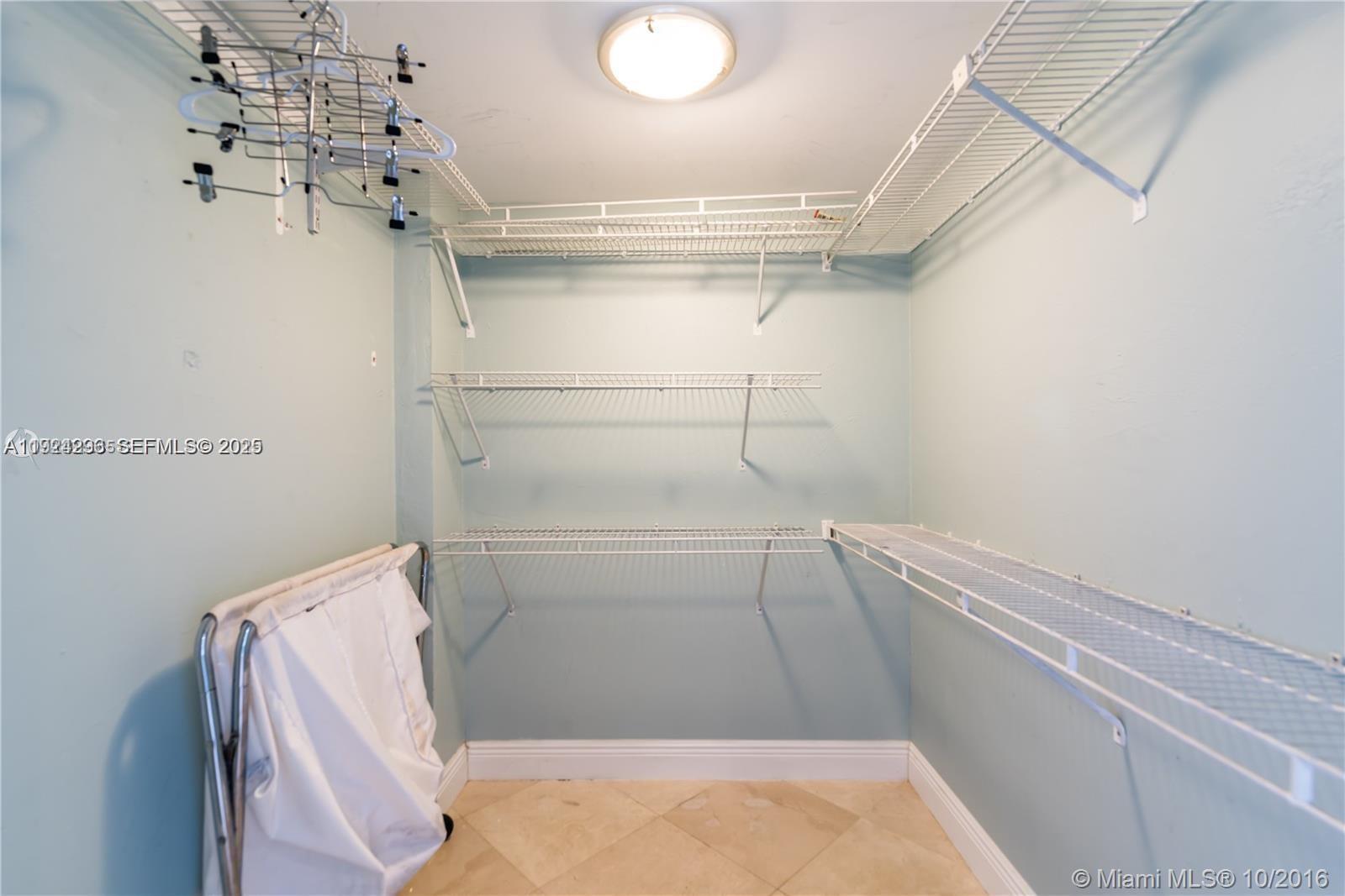 555 NE 15th St #11J Miami, FL 33132