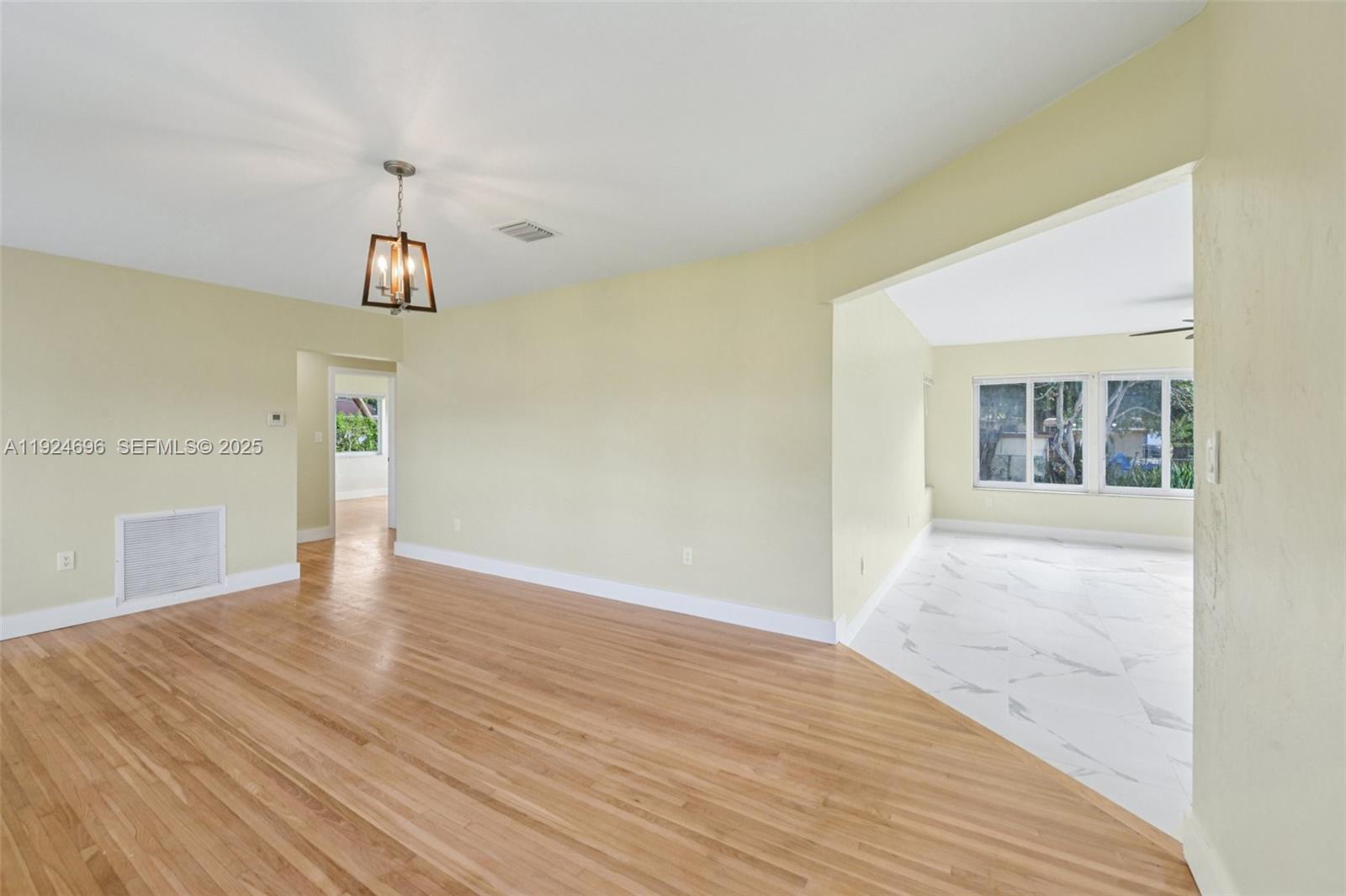 140 NE 161st St Miami, FL 33162