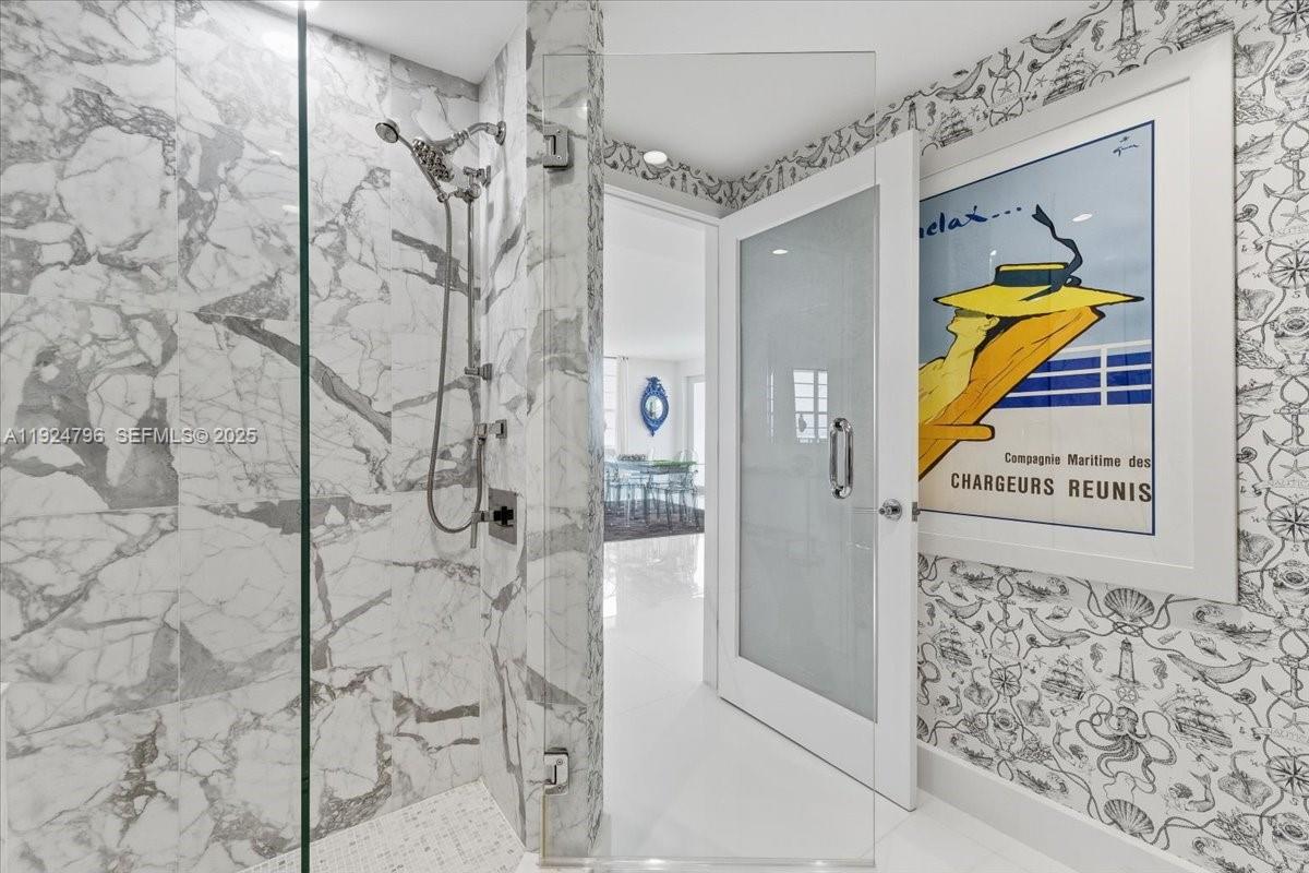 100 Lincoln Rd #747 Miami Beach, FL 33139