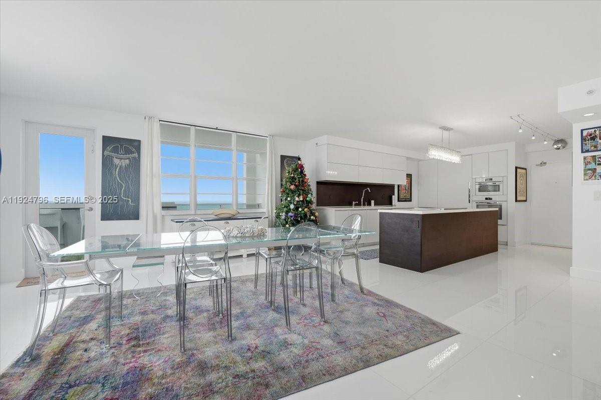 100 Lincoln Rd #747 Miami Beach, FL 33139