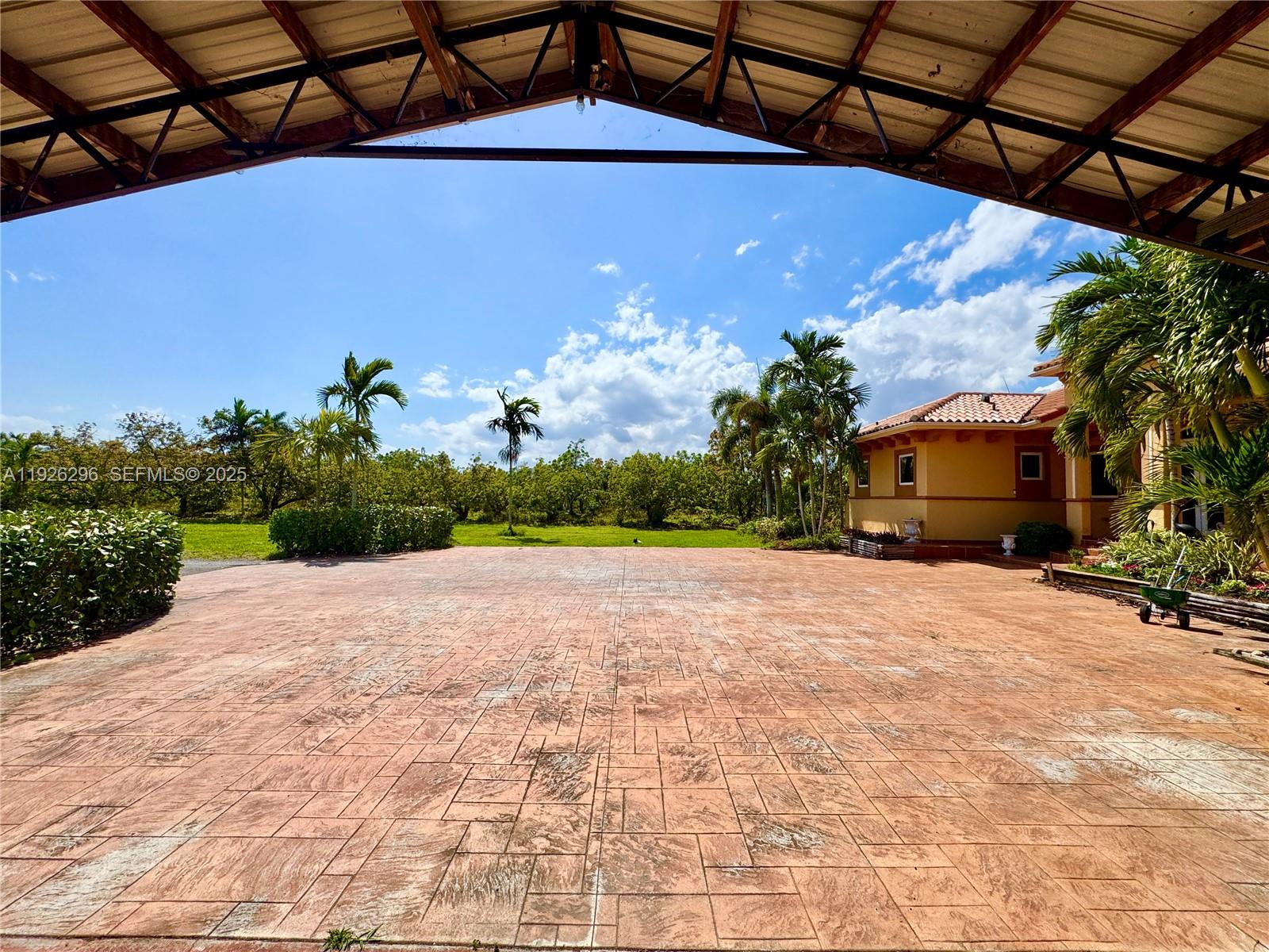 20401 SW 184th St Miami, FL 33187