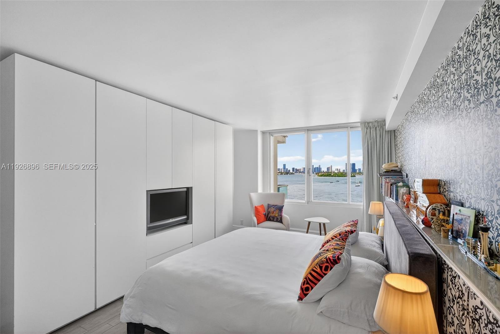 1100 West Ave #624 Miami Beach, FL 33139