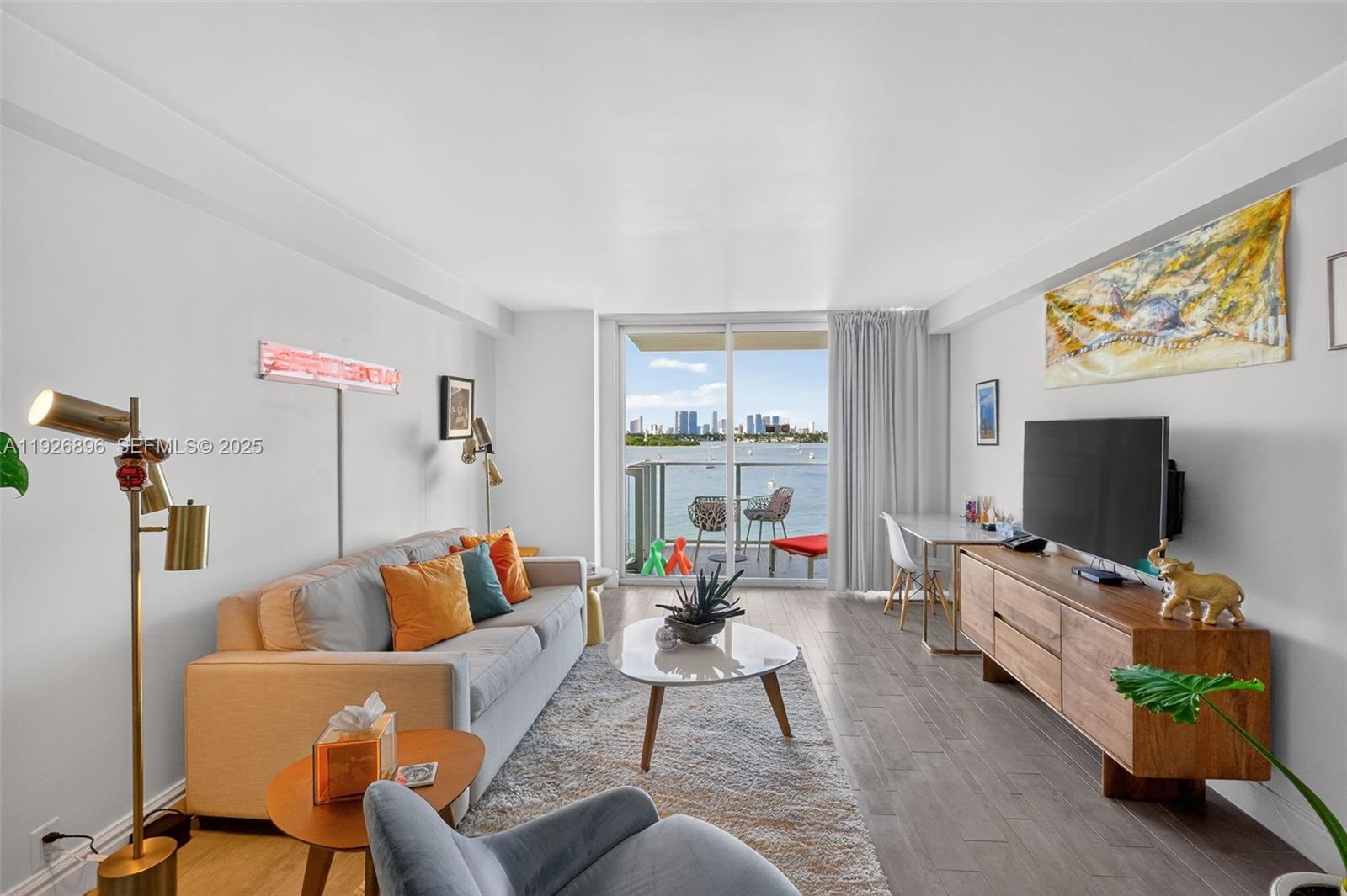 1100 West Ave #624 Miami Beach, FL 33139