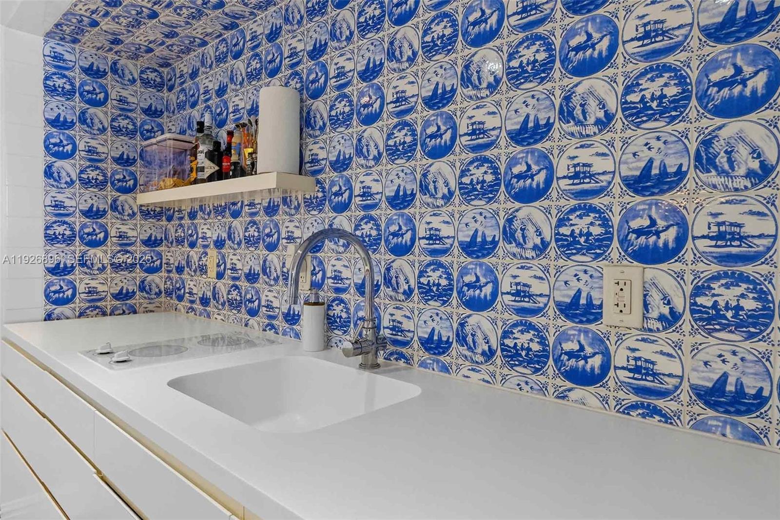 1100 West Ave #624 Miami Beach, FL 33139