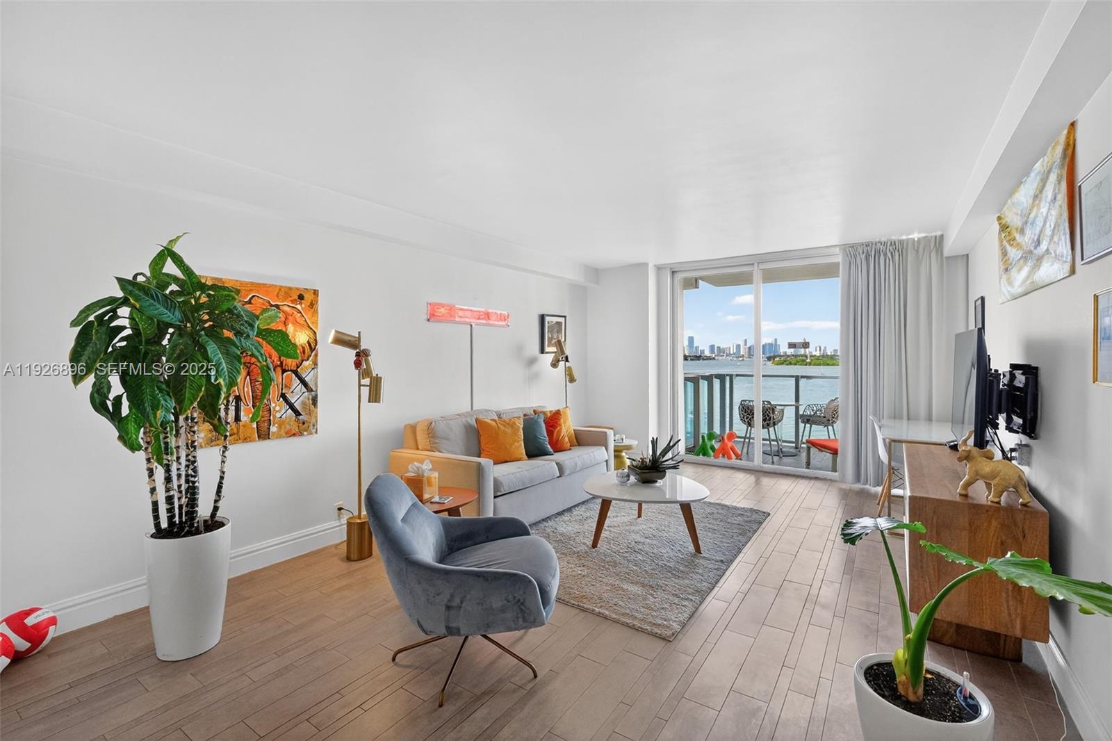 1100 West Ave #624 Miami Beach, FL 33139