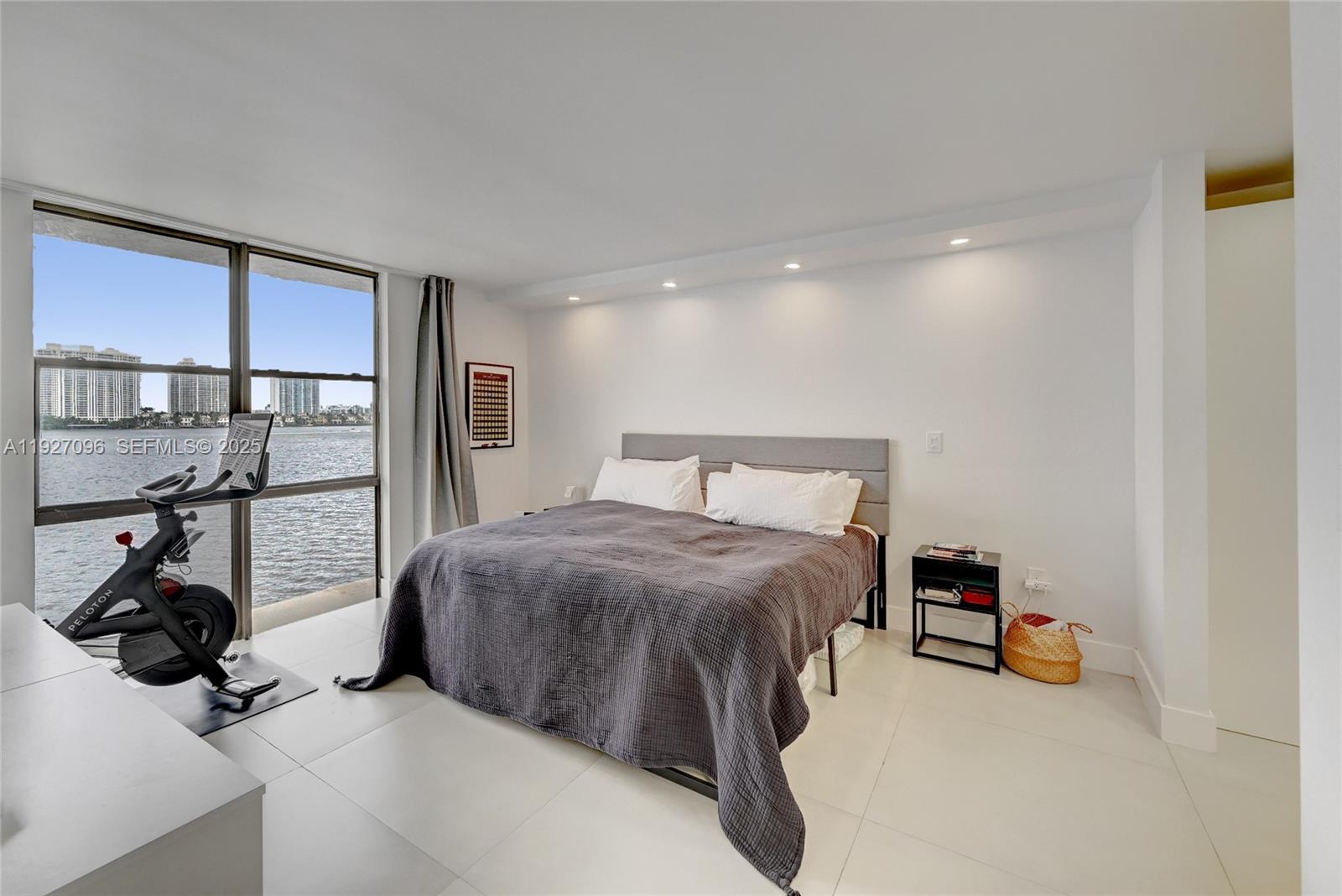 17500 N Bay Rd #S405 Sunny Isles Beach, FL 33160