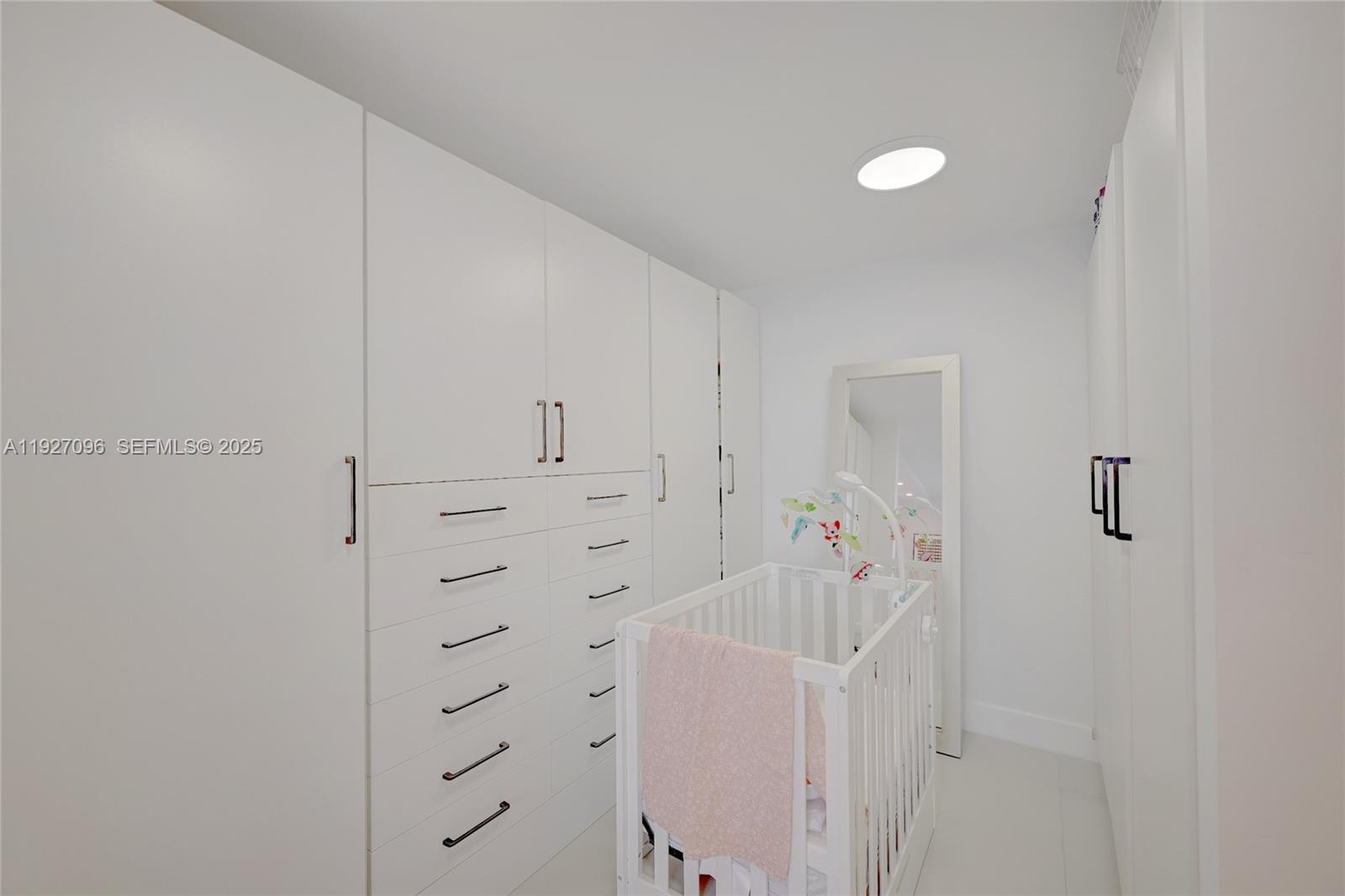 17500 N Bay Rd #S405 Sunny Isles Beach, FL 33160