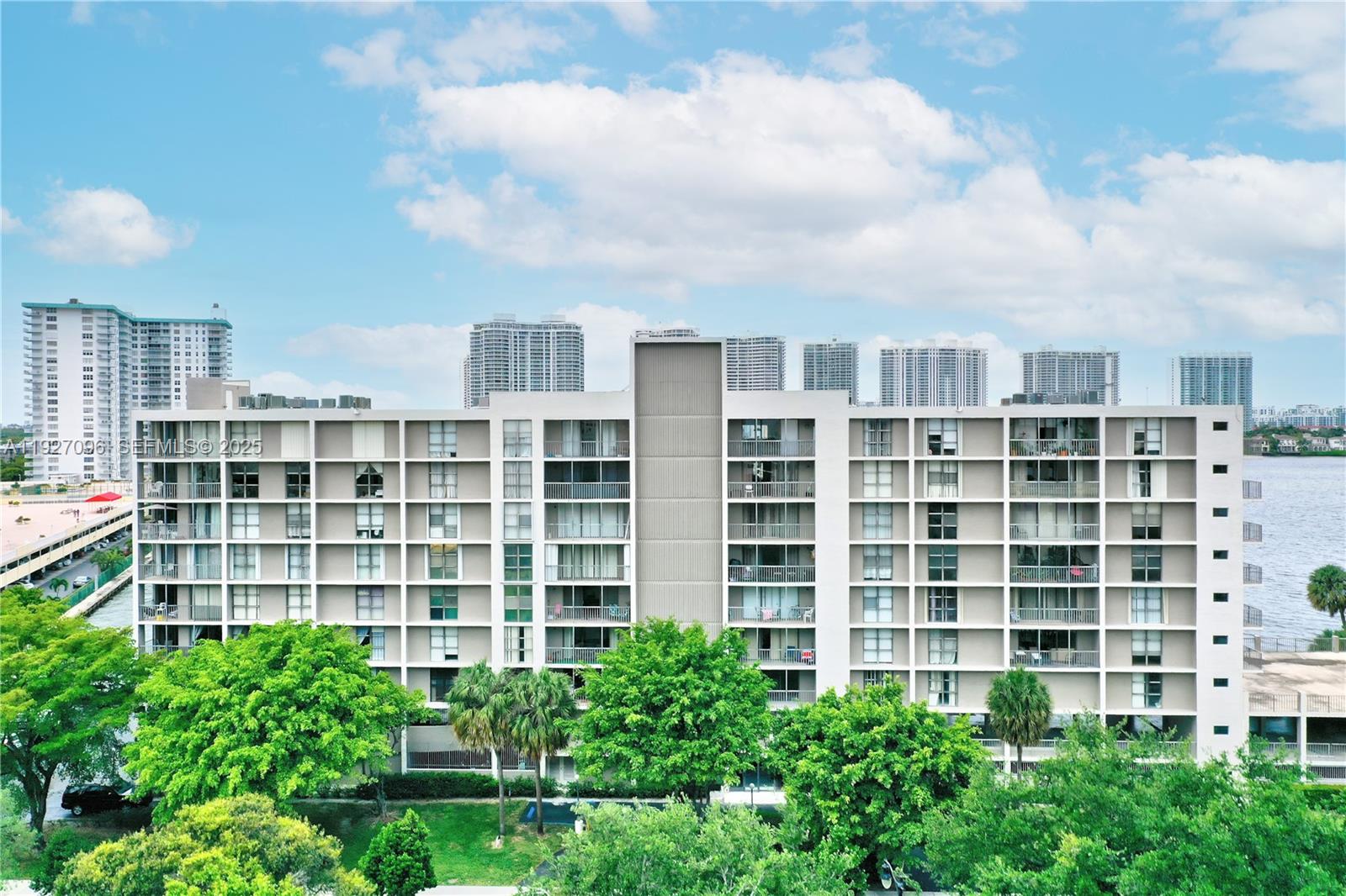 17500 N Bay Rd #S405 Sunny Isles Beach, FL 33160