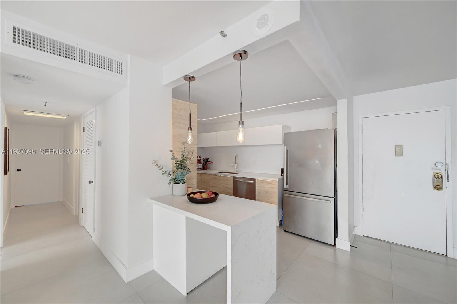 17500 N Bay Rd #S405 Sunny Isles Beach, FL 33160