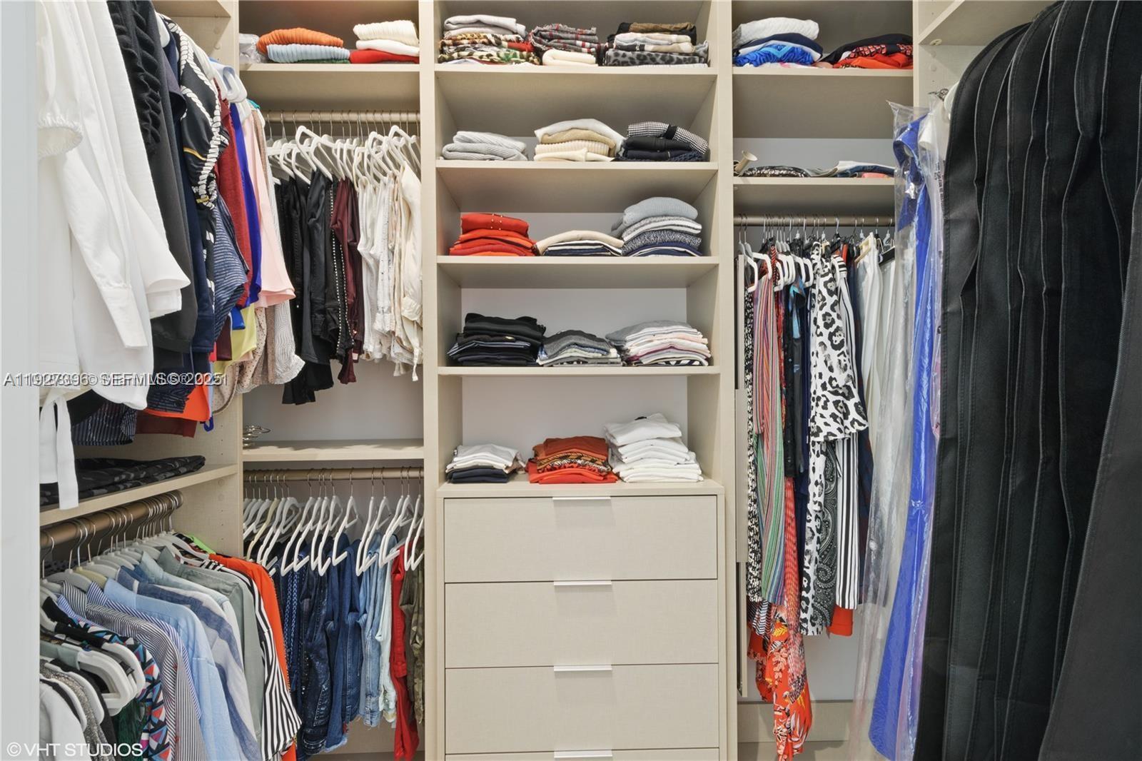 5883 W Brookfield Cir W Hollywood, FL 33312