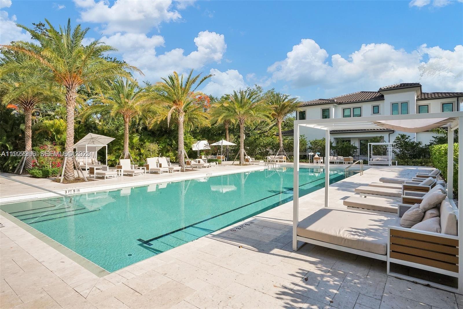 5883 W Brookfield Cir W Hollywood, FL 33312