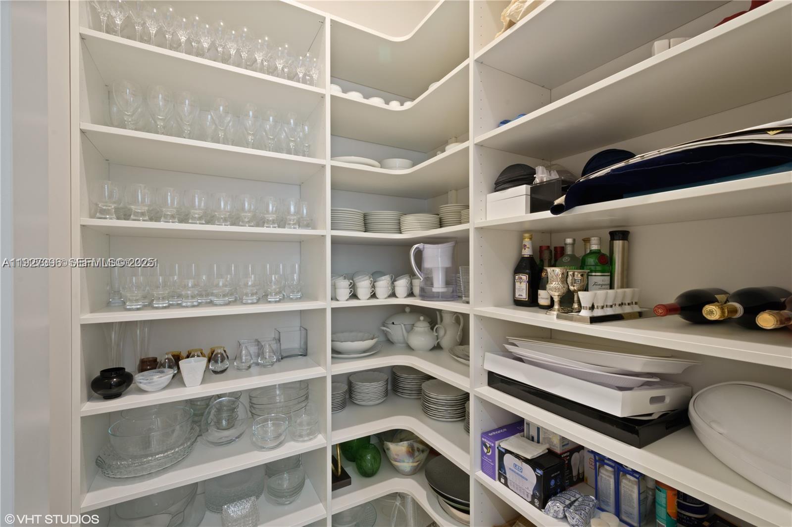 5883 W Brookfield Cir W Hollywood, FL 33312