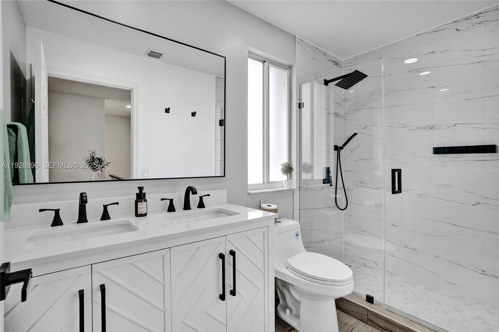 1381 Sago Ln Weston, FL 33327