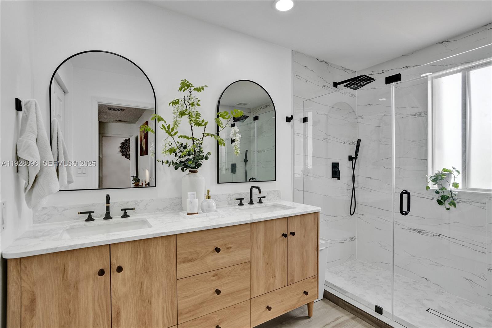 1381 Sago Ln Weston, FL 33327