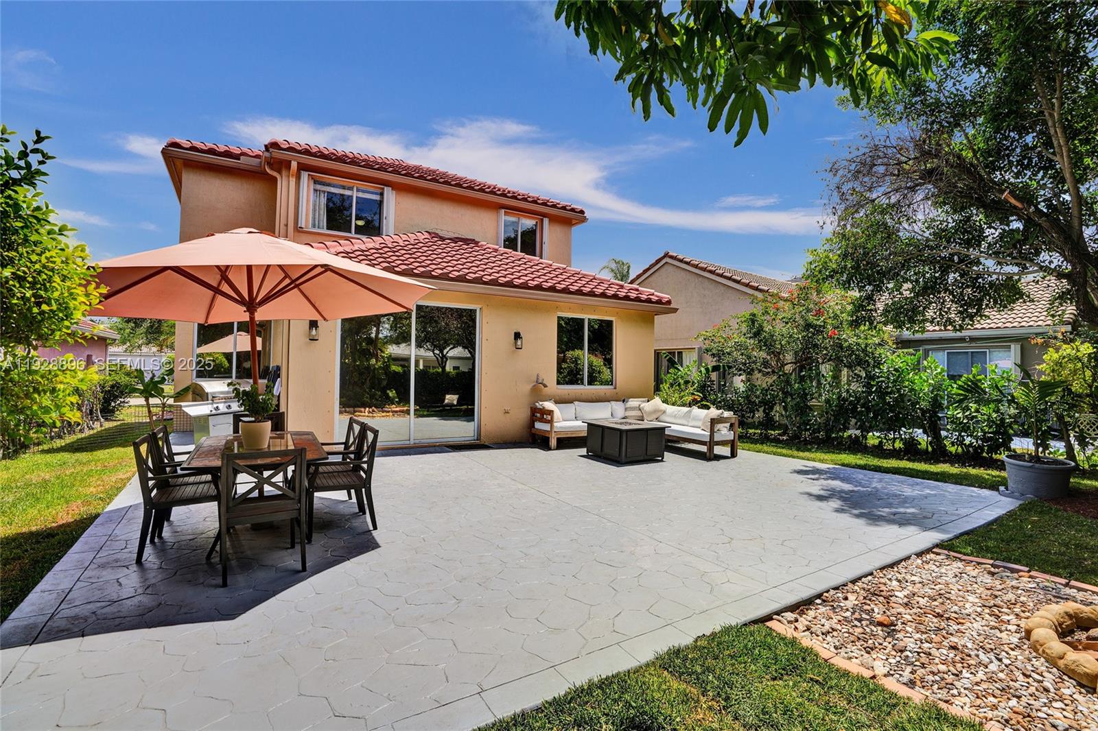 1381 Sago Ln Weston, FL 33327