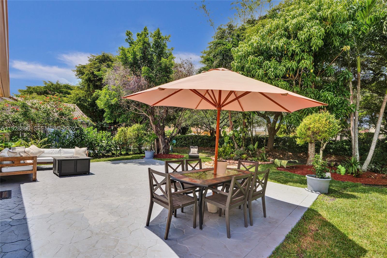 1381 Sago Ln Weston, FL 33327