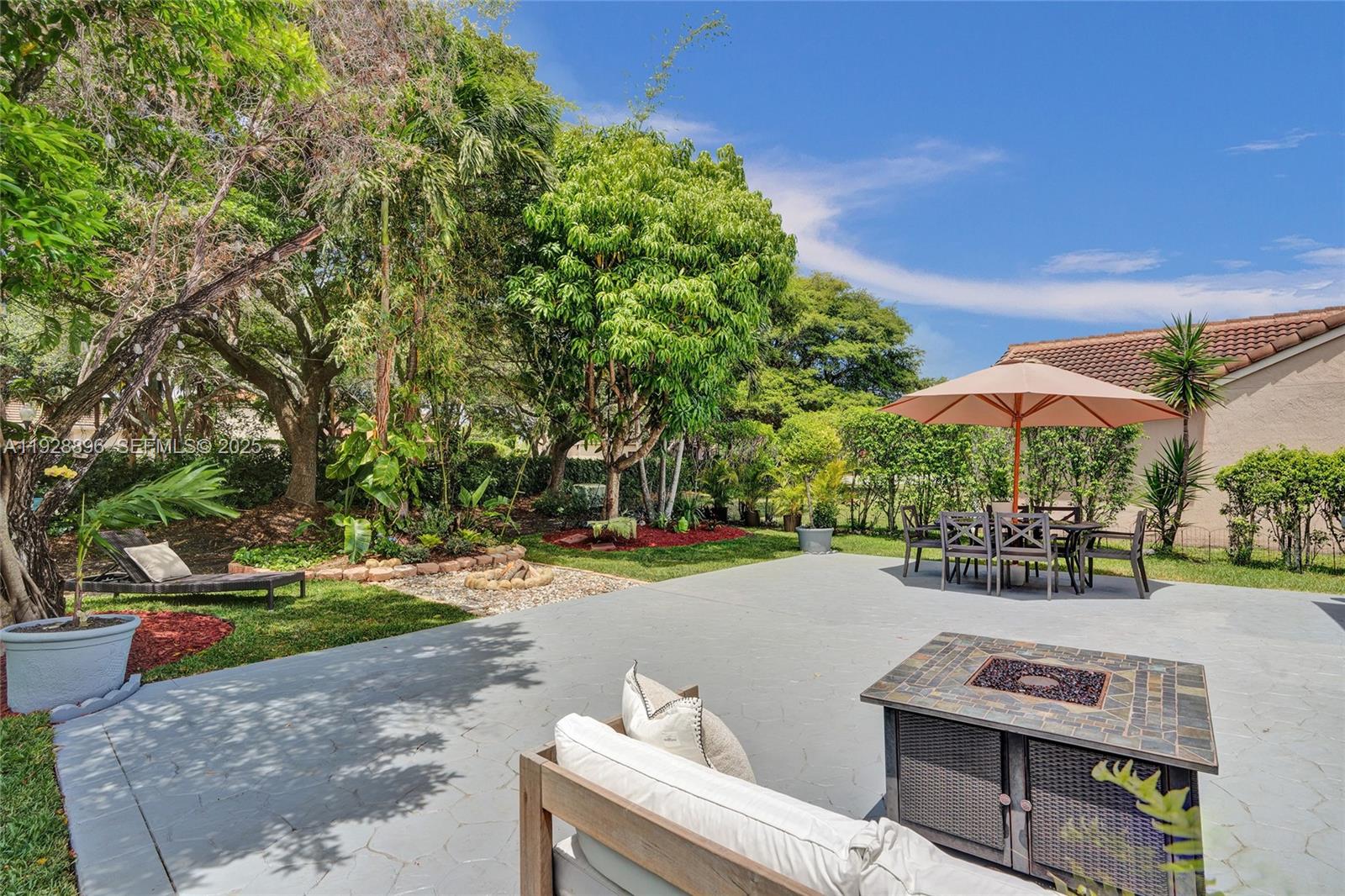 1381 Sago Ln Weston, FL 33327