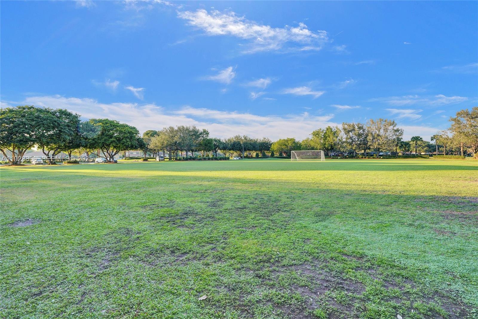 1381 Sago Ln Weston, FL 33327