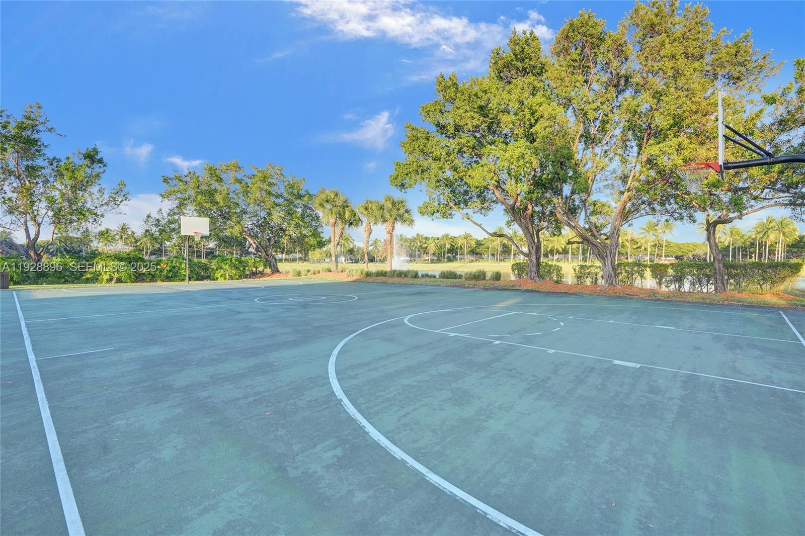 1381 Sago Ln Weston, FL 33327