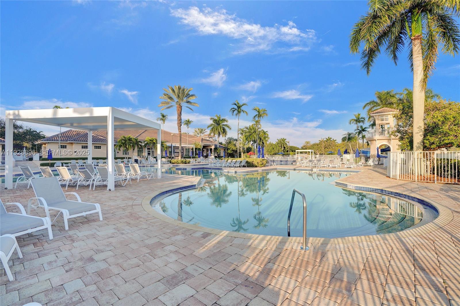 1381 Sago Ln Weston, FL 33327