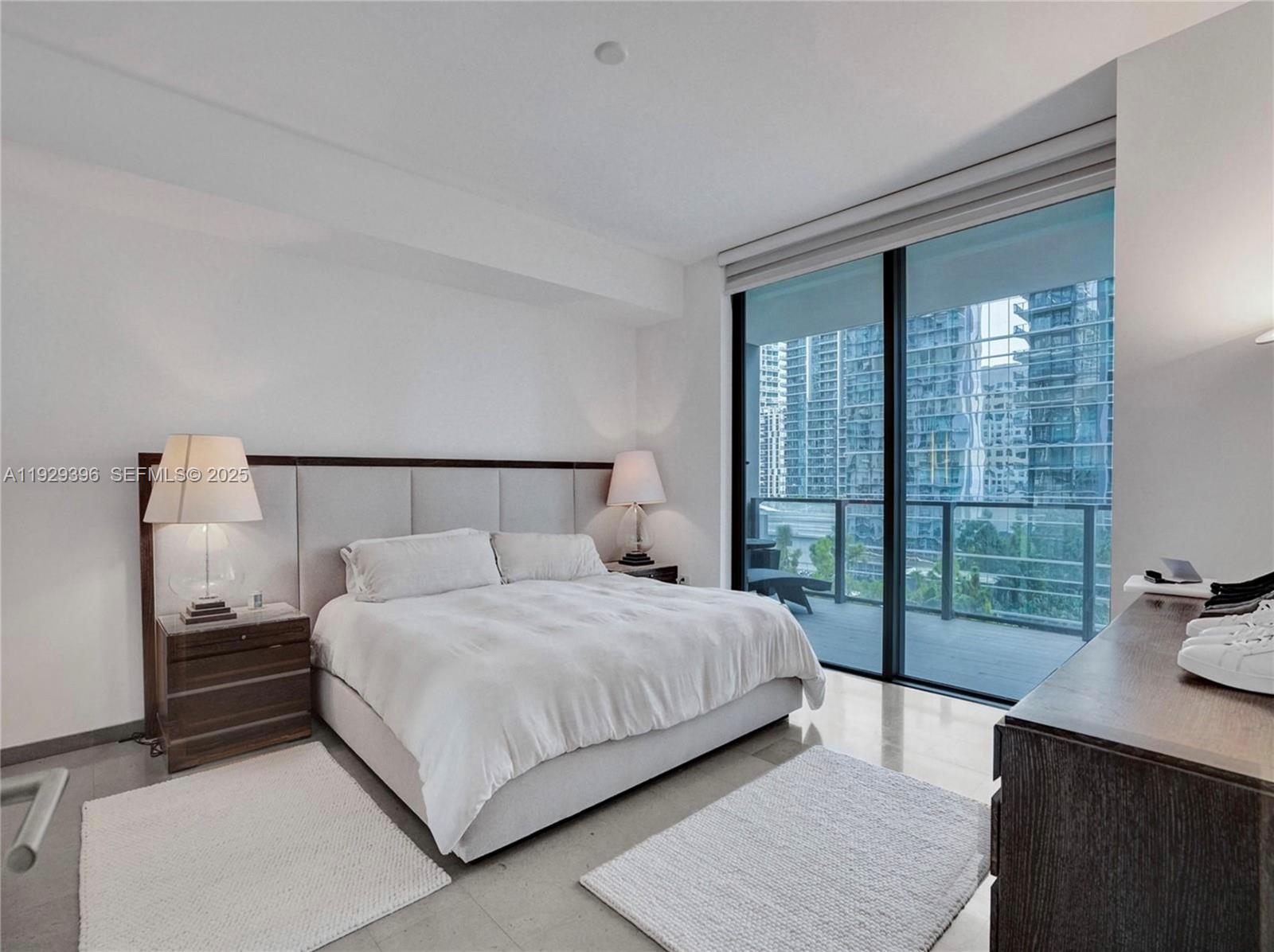 image Rise Brickell City Centre10