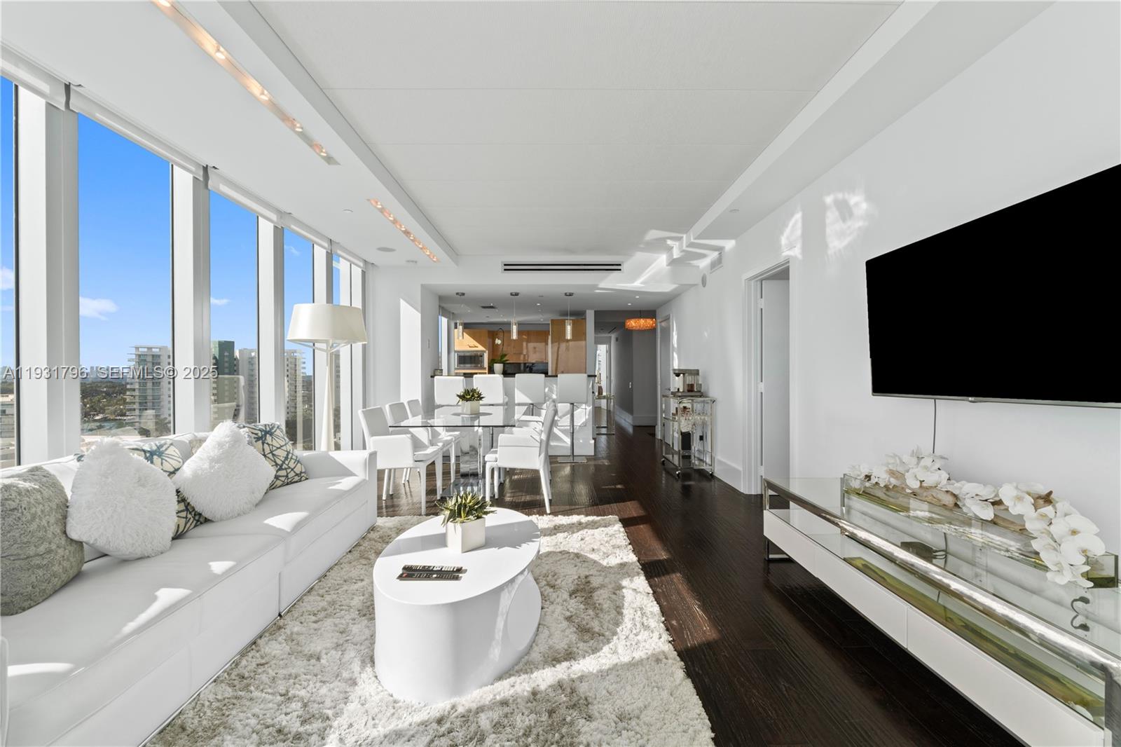 image The Carillon South Tower13