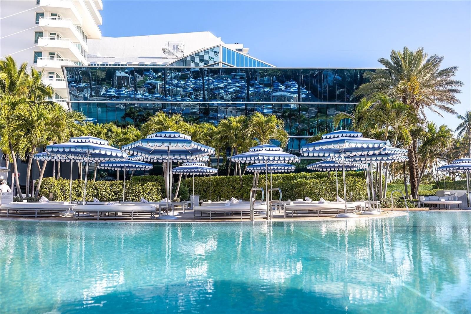 image Fontainebleau Iii Sorren16