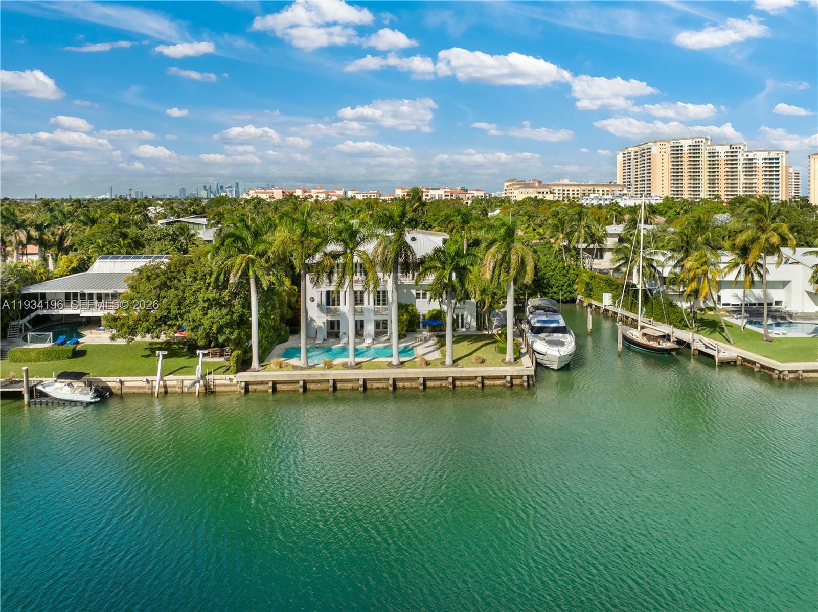 100 Cape Florida Dr Key Biscayne, FL 33149